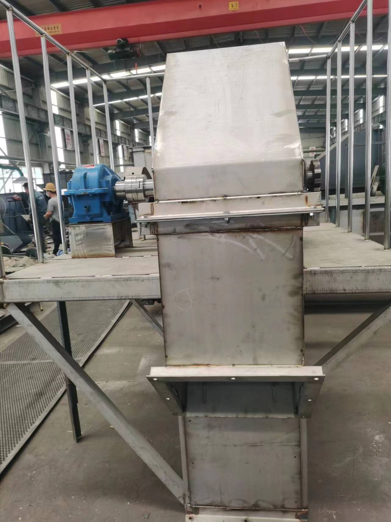 Z型提升機如何防止鏈條脫齒？ (提升機使用視頻)